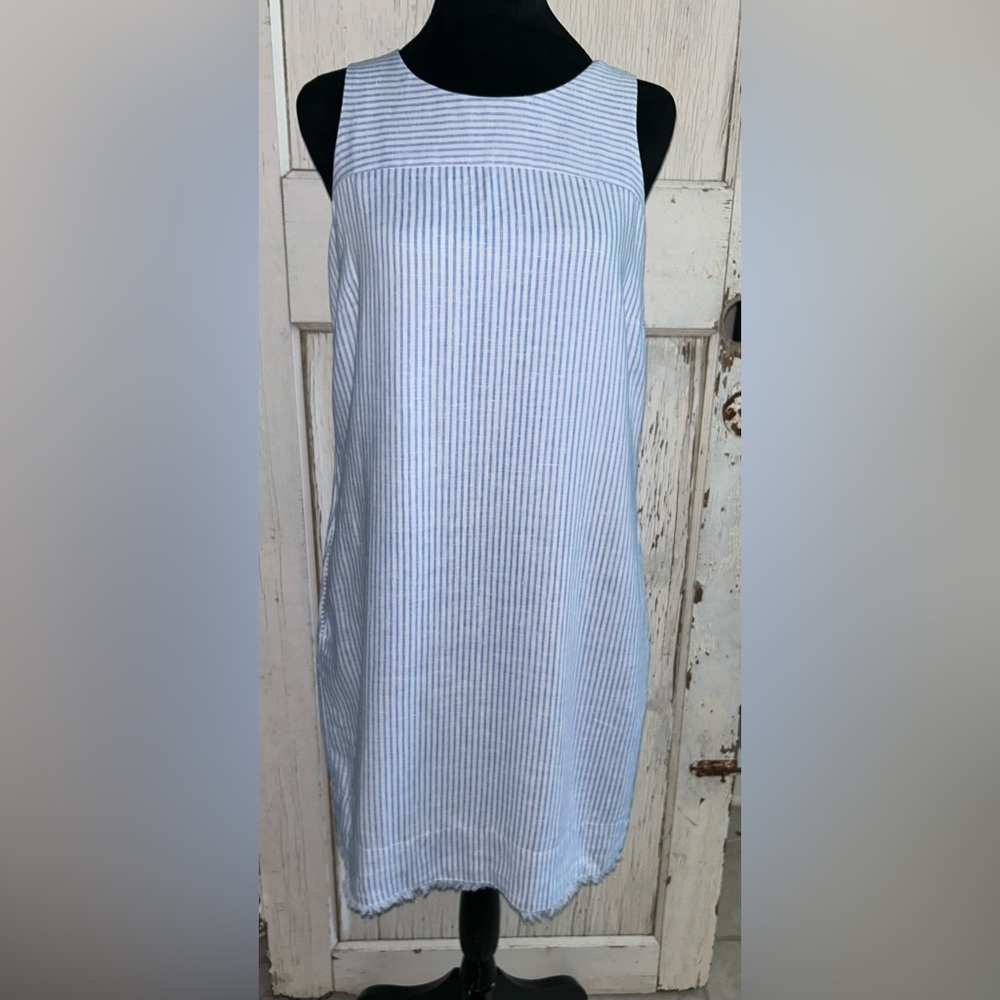 🌞Tommy Bahama- Summer Blue & White Strip Dress.  NWOT - Picture 2 of 5